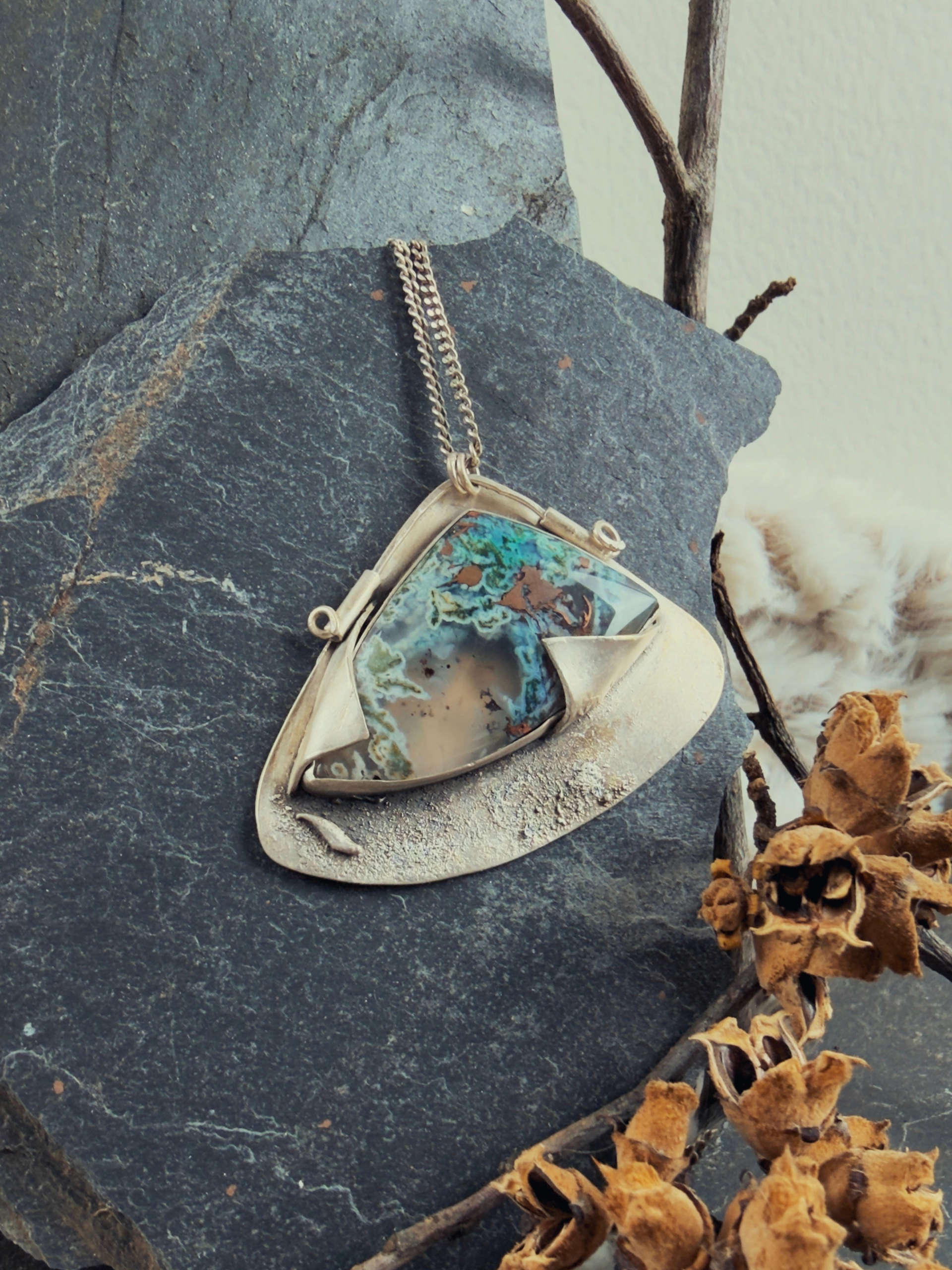 Agate Horizon Pendant – Alchemical Jewelry